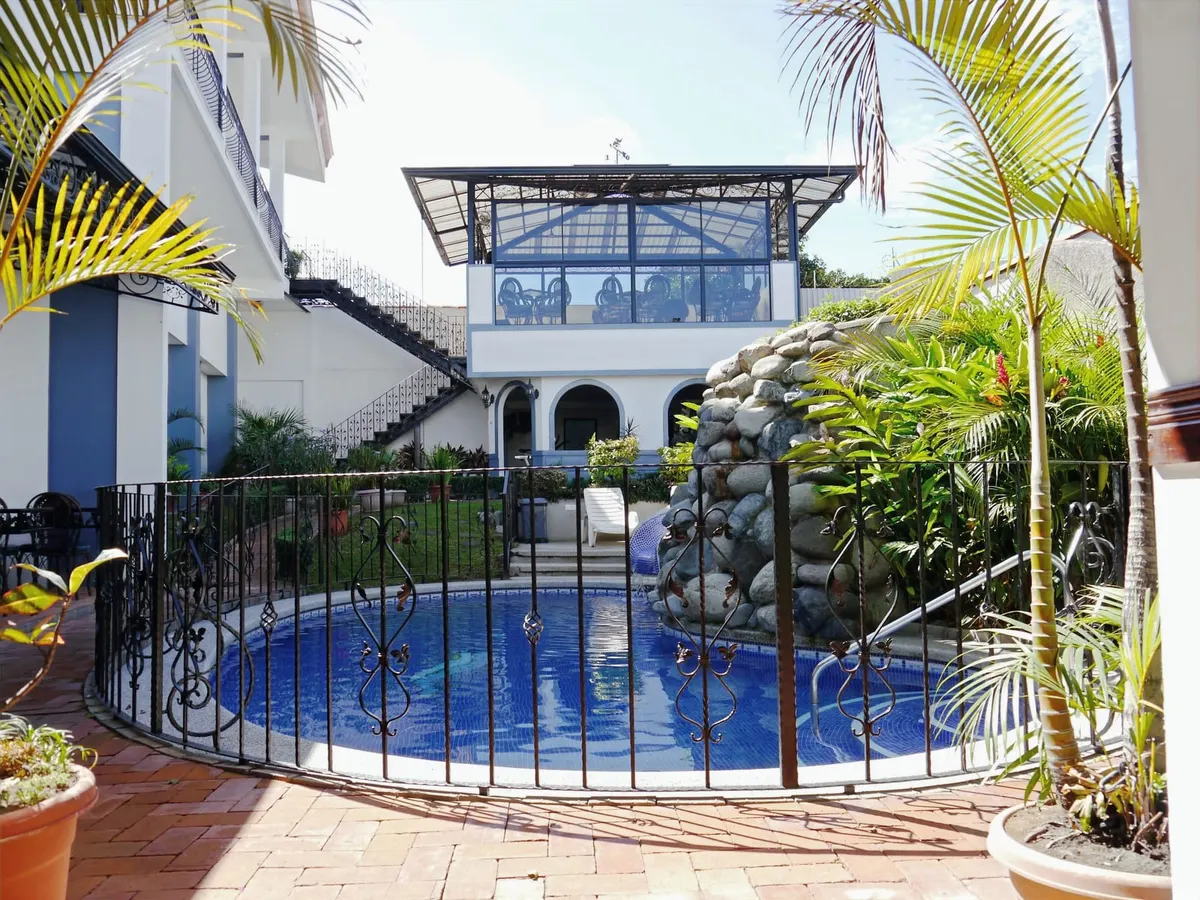 Espacios comunes agradables del Hotel Santo Tomás